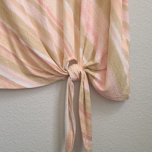 PLUS SIZE RUBY RD WOMAN'S TOP - Picture 4 of 9